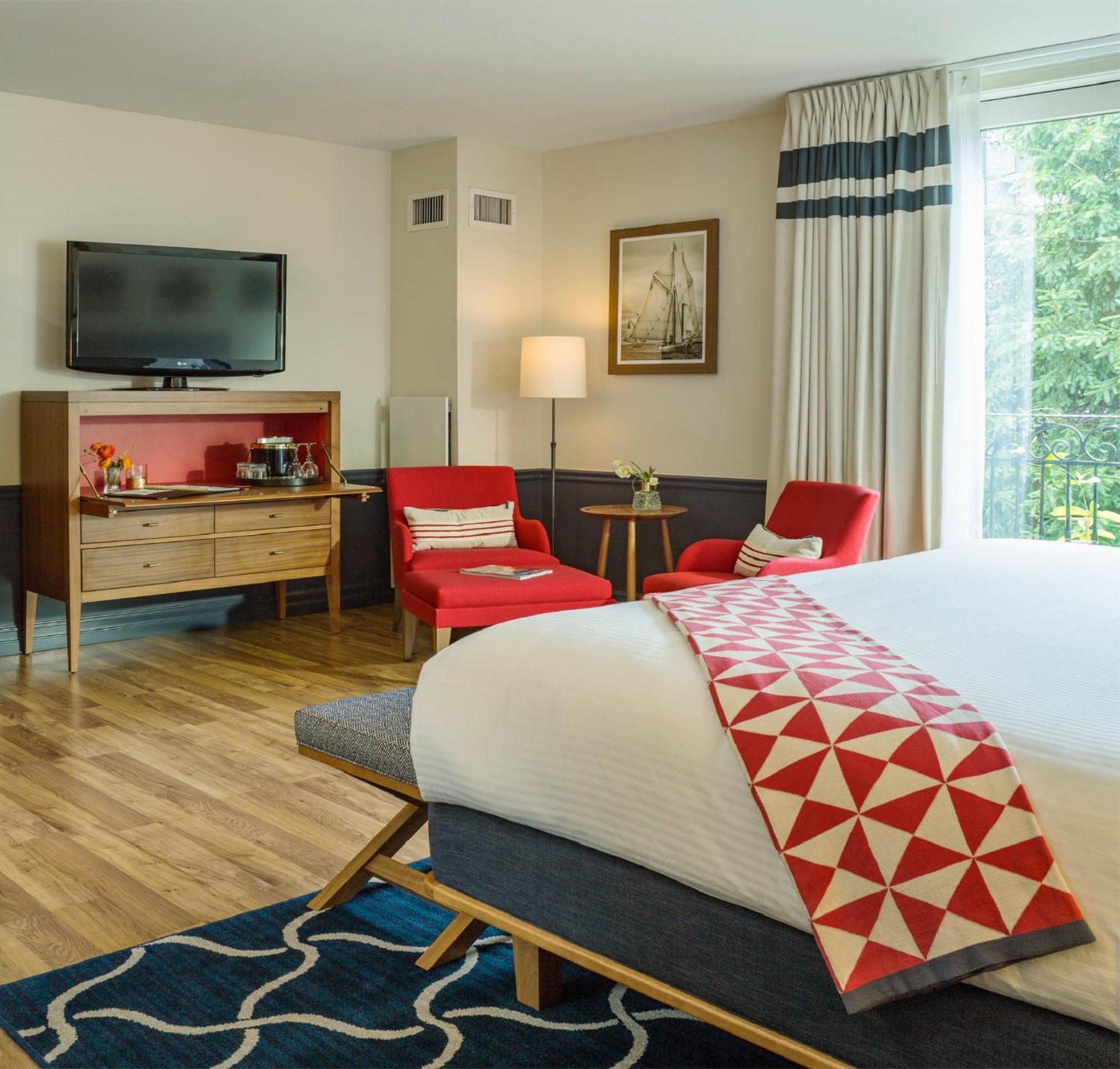 Garden View King Room